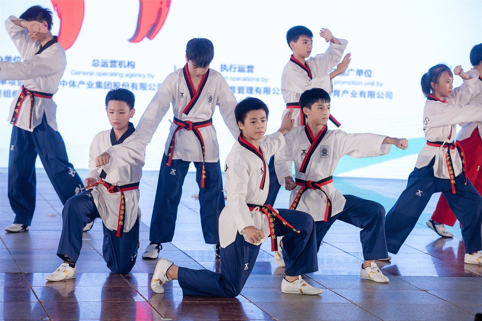 湖南球王会体育管理有限公司